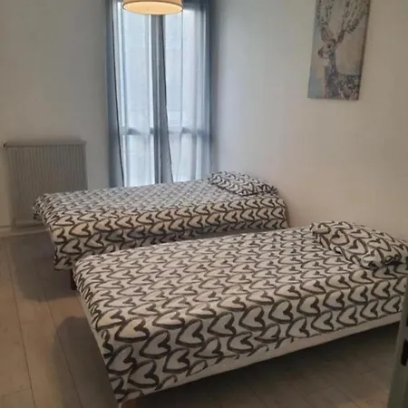 Apartment La